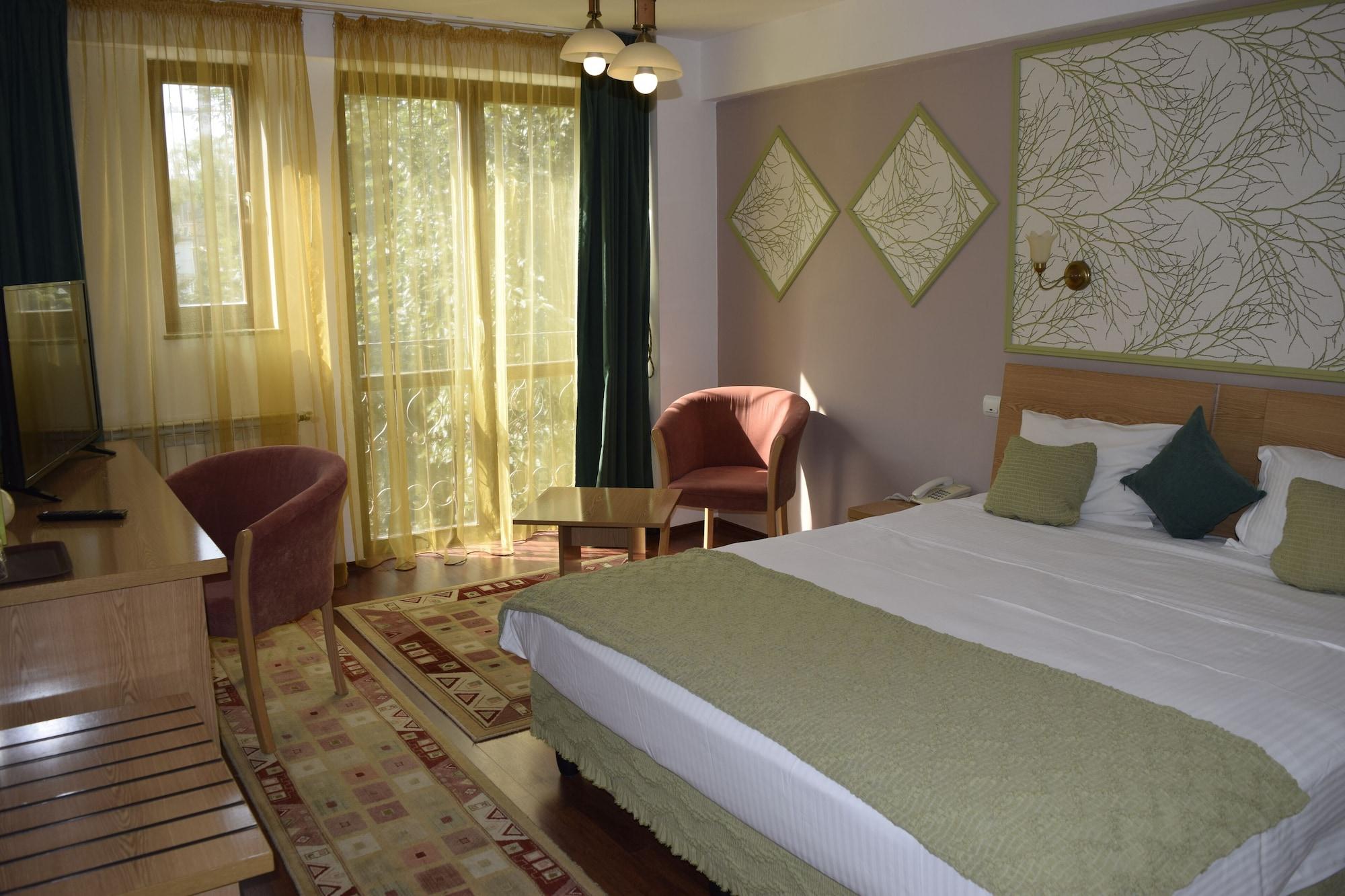 Michelangelo 3* Bucureşti