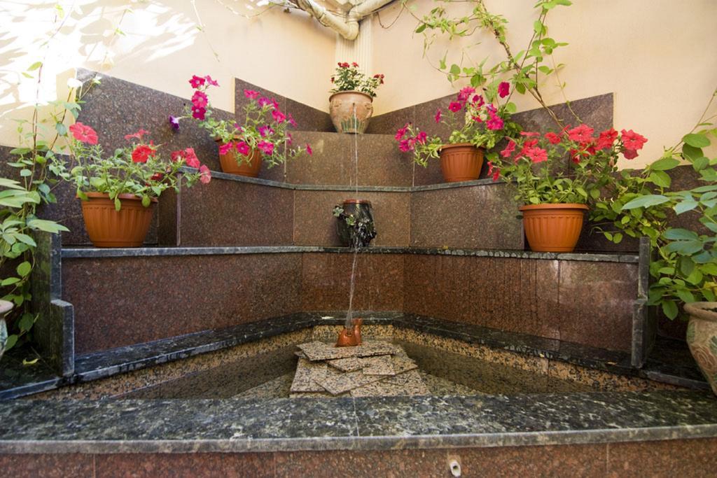 Michelangelo 3* Bucureşti