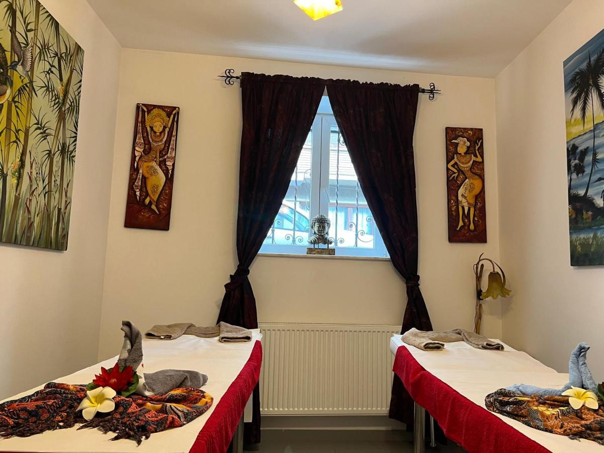 Michelangelo 3* Bucureşti