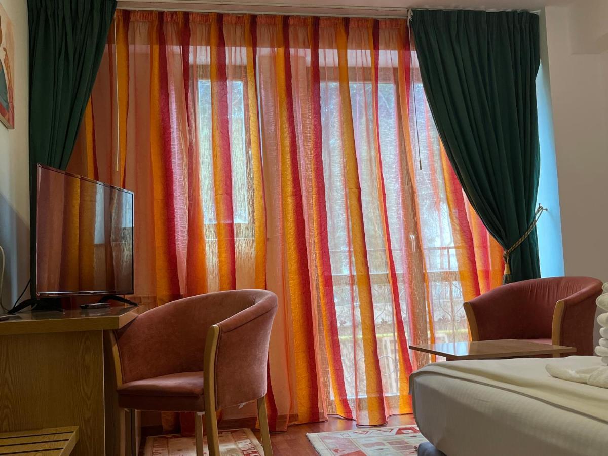 Michelangelo Hotel